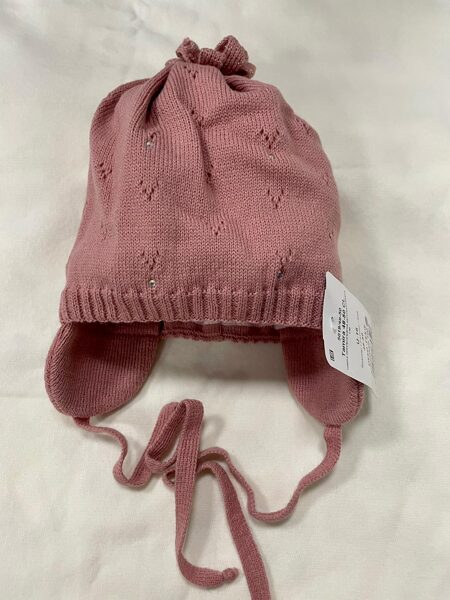 #Cepure/meit/48-50 cm/adīta ar kokvilnas oderi/akmentiņi/ pūdera krāsa