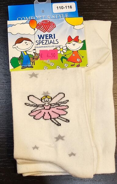 # zeķubikses 110-116 cm baltas ar laumiņu un zvaigznēm