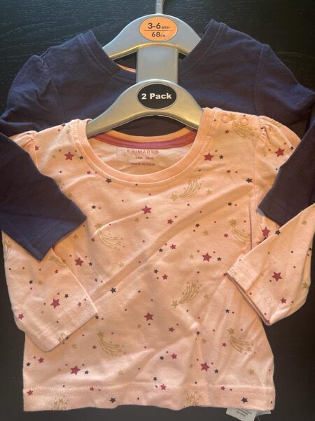 #krekliņi ar garām rokām/68cm/2gb/tumši zils un rozā ar zvaigznēm