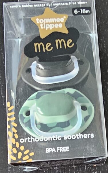#Tommee tippee knupis 2gb/6-18 mēn./melns un zaļs ar armijas tematiku