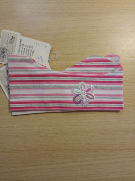 Galvas lenta/izmērs 48-50/balta Svītraina rozā pelēks balts ar krāsainu puķi priekšpusē.