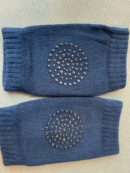 #Ceļgalu aizsargi mazajiem rāpotājiem/tumši zili ar silikona pretslīdi