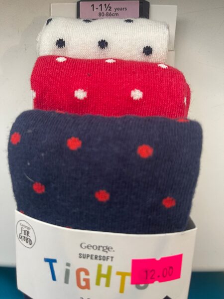 #Zeķubikses 80-86 cm/1-1,6g/3 pāri/baltas+sarkanas+melnas ar pumpiņām/GEORGE