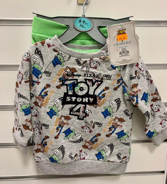 Toy story 4 komplekts zēniem/6-9 mēn./74 cm/Zaļas bikses+Pelēks džemperis ar Toy story 4 varoņiem.