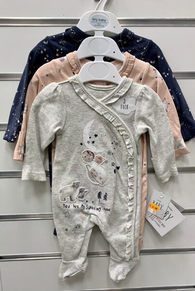 Pidžamas(slipiji) 3gb/līdz 2,7 kg/Pelēks ar mēnesi un zvaigznēm+Laša krāsā+Tumši zils ar zvaigznītēm.