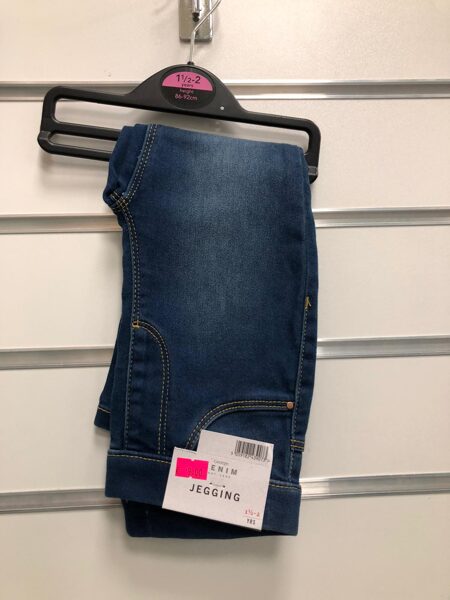 #Džinsa bikses meitenēm 18-24 mēn./86-92cm/Tumši zilas ar balinājuma efektu.