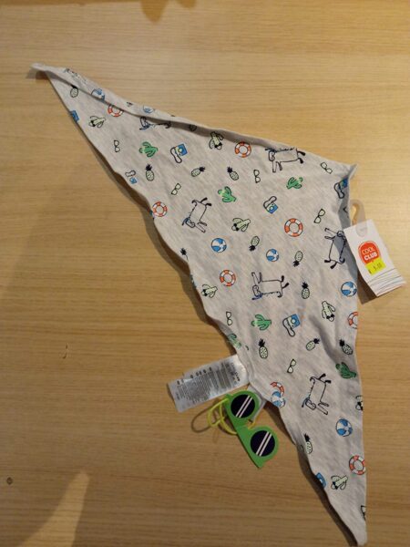 galvas lakatiņi gaiši pelēks ar kaktus,ananās,fotoaparāts,peldrinķis , ONE SIZE