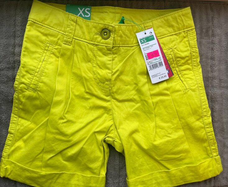 #šorti 110cm/XS/spilgti zaļi/United calors of benneton