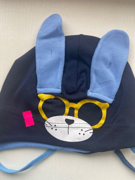 Puišu cepure/plāna/sasienama/tumši zila ar gaiši zilām ausīm/brilles+deguns/platums 20 cm/dziļums 16 cm