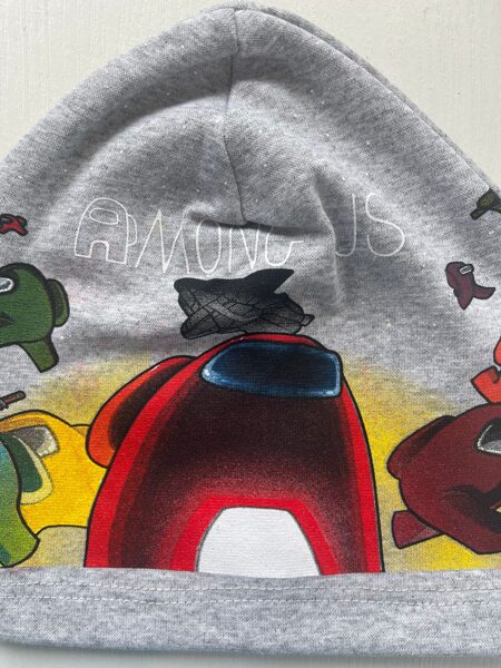 Puišu cepure/plāna/pelēka AR KRĀSĀM/AMONGUS TĒLI/platums 12 cm/dziļums 20 cm